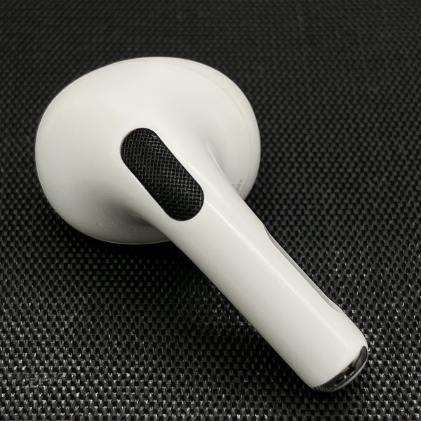 【中古】AirPods Pro (R側) (第2世代)(Lightning)【日本橋】