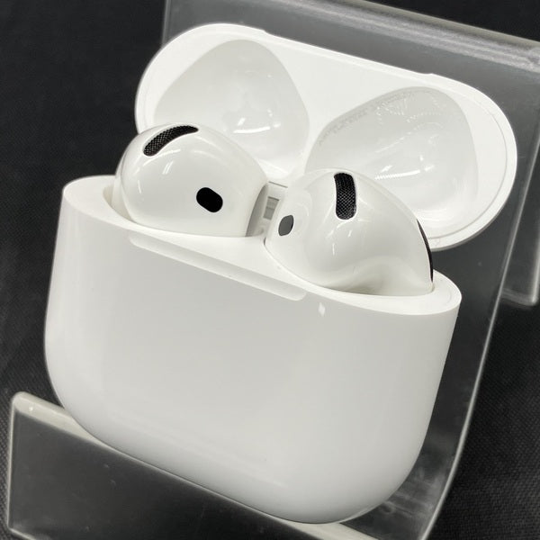 【中古】AirPods 4 MXP63J/A【秋葉原】