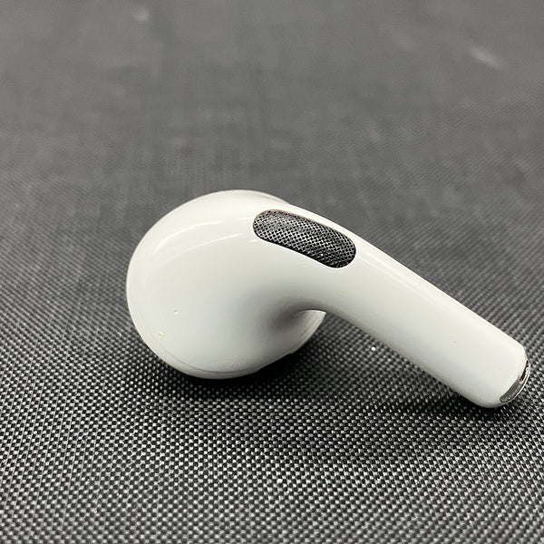 【中古】AirPods Pro (R側)【秋葉原】