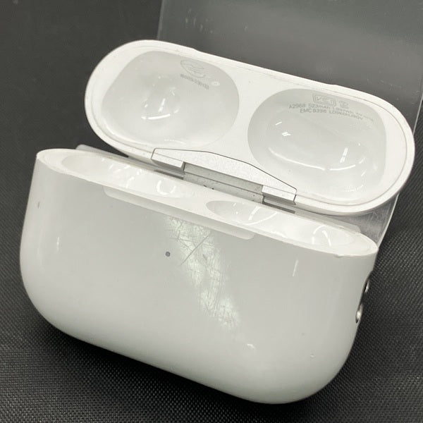 【中古】AirPods Pro (第2世代) MagSafe充電ケース(USB-C)【日本橋】