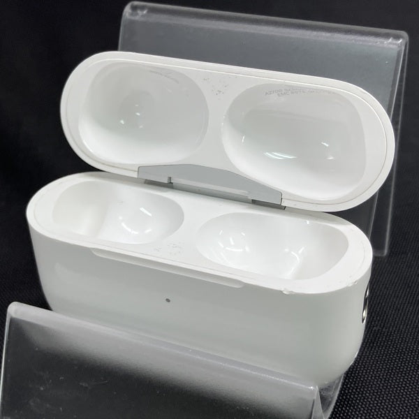 【中古】AirPods Pro (第2世代) 充電ケース (Lightning)【秋葉原】