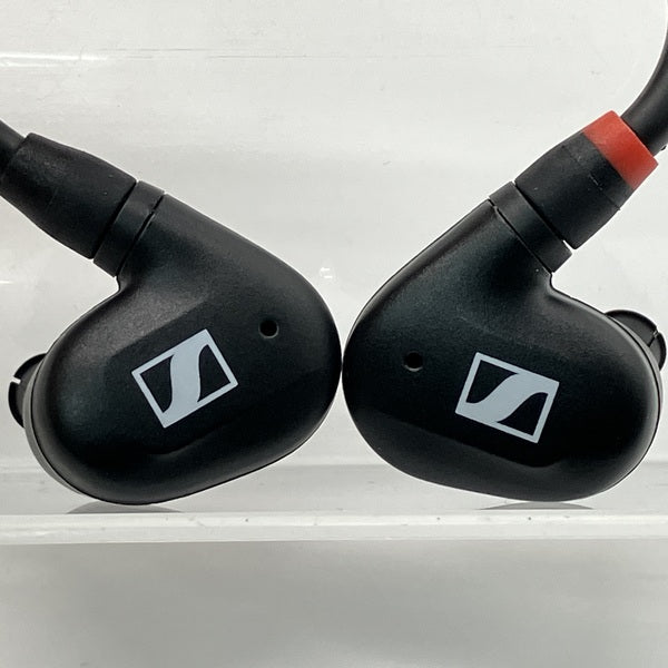 【中古】IE 100 PRO BLACK【秋葉原】
