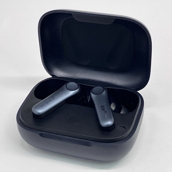 【中古】Air Pro 4 - Black【秋葉原】