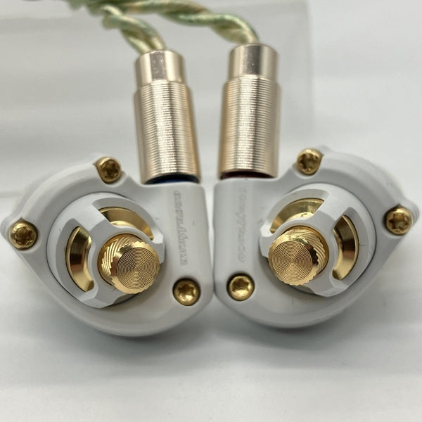 [送料込] acoustune HS1655CU イヤホン 第4世代ミリンクスドライバー搭載イヤホンの特別版 『HS1655CU