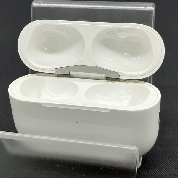【中古】AirPods Pro (第2世代) 充電ケース (Lightning)【秋葉原】