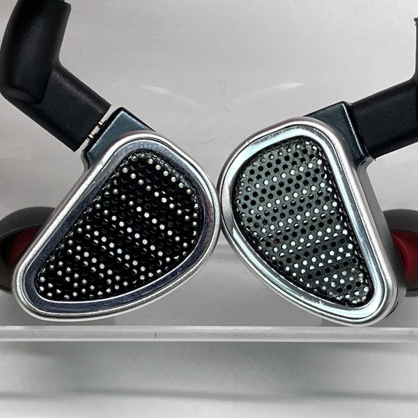 【中古】Duo 【64A-8953】【秋葉原】