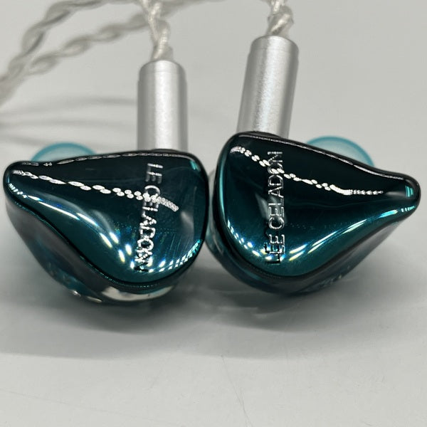 【中古】LE CELADON 【AZL-LECELADON】【秋葉原】