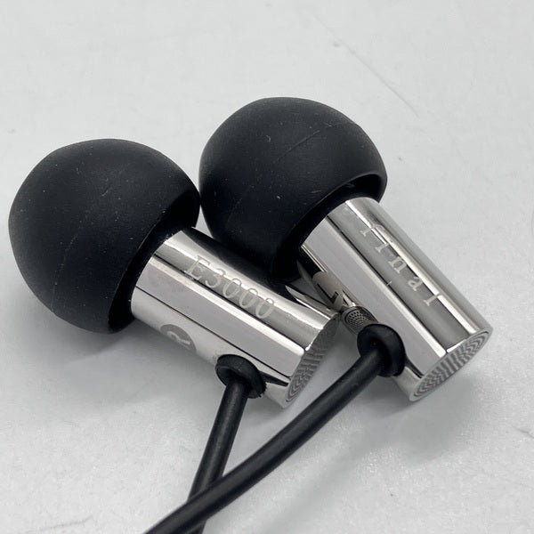 【中古】E3000 【FI-E3DSS】【秋葉原】