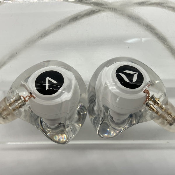 【中古】ACTIVO Q1 【IRV-ACTIVO-Q1】【秋葉原】