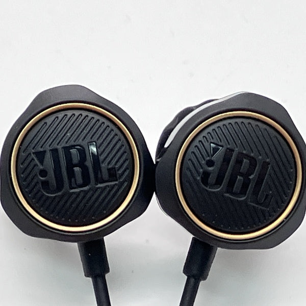 【中古】QUANTUM 50C【JBLQTUM50CBLK】【秋葉原】