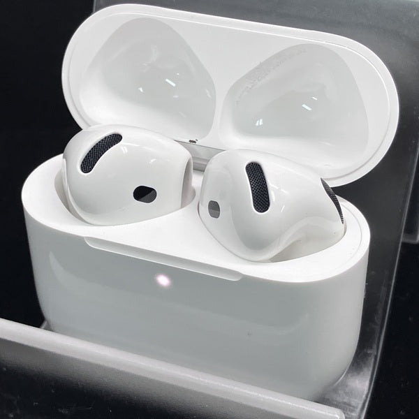 【中古】AirPods 4 MXP93J/A(アクティブノイズキャンセリング搭載)【日本橋】