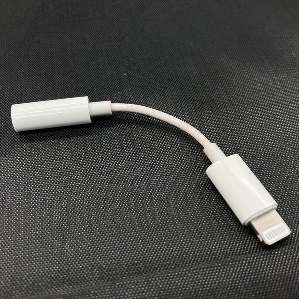 【中古】Lightning - 3.5 mmヘッドフォンジャックアダプタ【秋葉原】