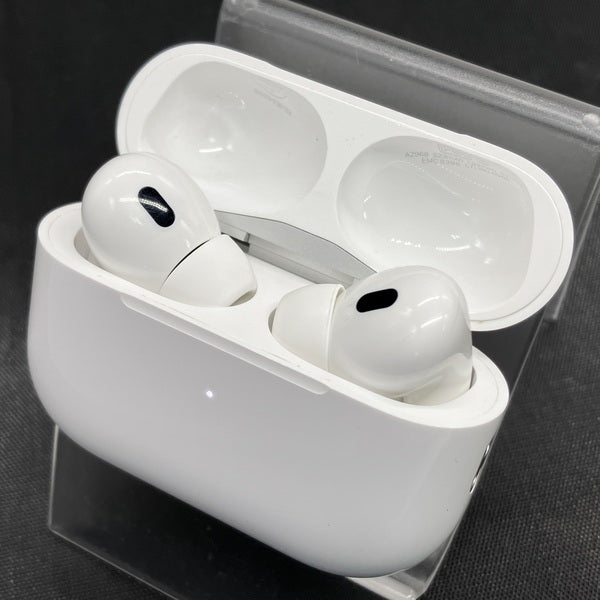 Apple 【中古】MagSafe充電ケース(USB-C)付きAirPods Pro(第2