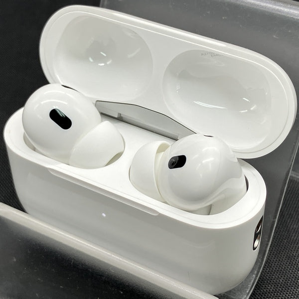 【中古】AirPods Pro (第2世代) MQD83J/A【秋葉原】