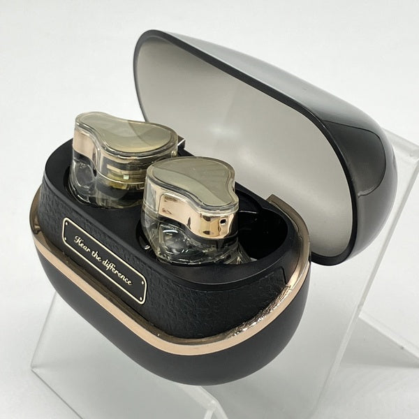 【中古美品】Soundpeats H3 Bluetoothイヤフォン シルバー 中古美品】Soundpeats H3 Bluetoothイヤフォン シルバー