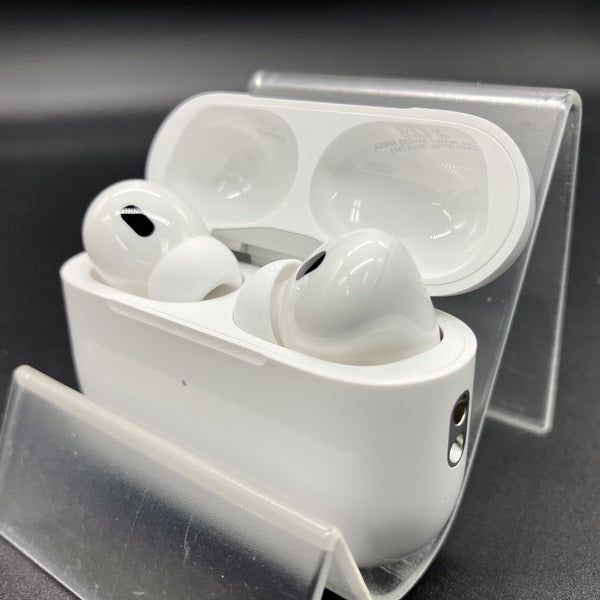 AirPods Pro(第2世代) MagSafe充電ケース(USB-C)　新品 楽天市場】AirPods Pro 第2世代 MagSafe充電ケース（USB-C）用