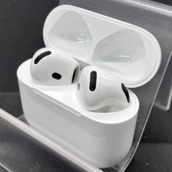 中古】Apple AirPods 4 アクティブノイズキャンセリング搭載 中古】Apple AirPods 4 アクティブノイズキャンセリング搭載