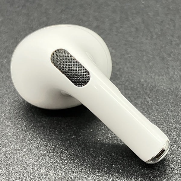 AirPods Pro（第二世代）Lightning AirPods Pro (第2世代) MagSafe充電ケース (Lightning) 付き