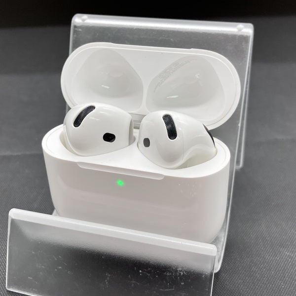 【中古】AirPods 4 MXP93J/A(アクティブノイズキャンセリング搭載)【仙台】