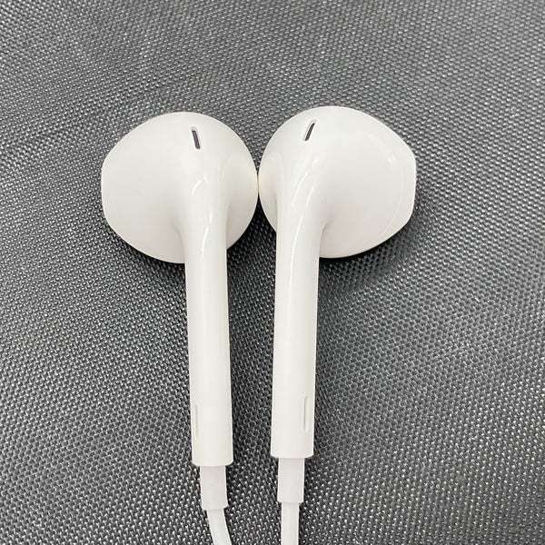 【中古】Apple EarPods with Remote and Mic【仙台】
