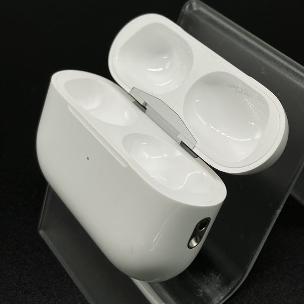 【中古】AirPods Pro 2 BLUETOOTH MagSafe充電ケース Apple 【中古】AirPods Pro (第2世代) MagSafe充電ケース(USB-C