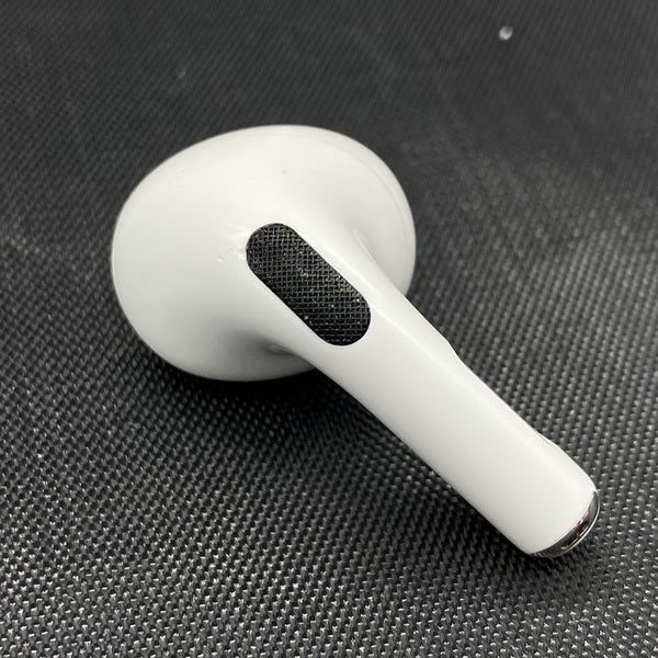 【中古】AirPods Pro (R側)【秋葉原】