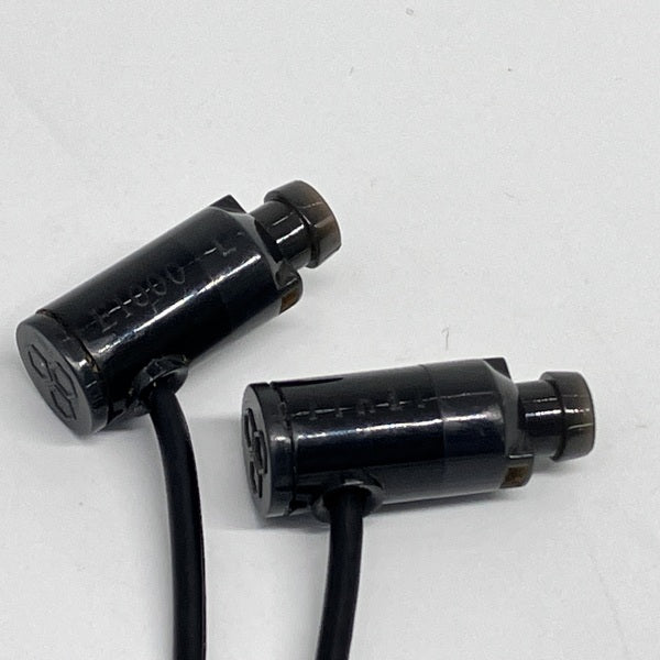 【中古】E1000 BLACK 【FI-E1DPALBL】【秋葉原】