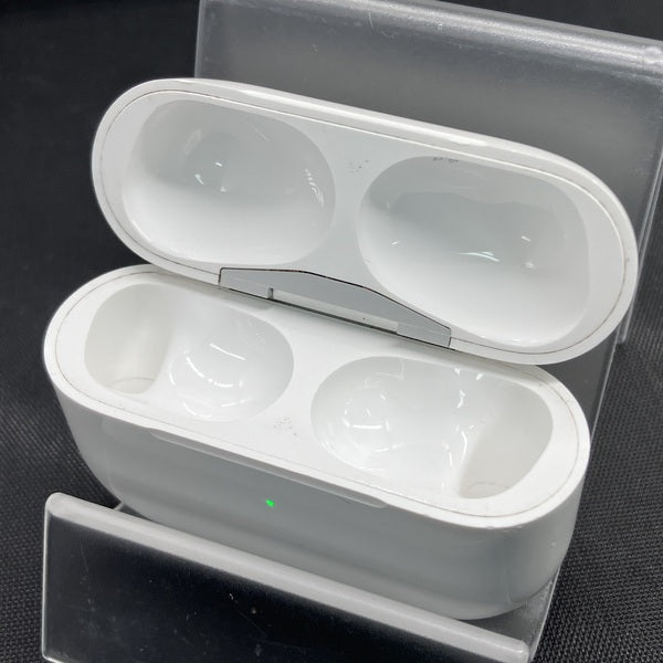 【中古】AirPods Pro 充電ケース(MagSafe)【秋葉原】