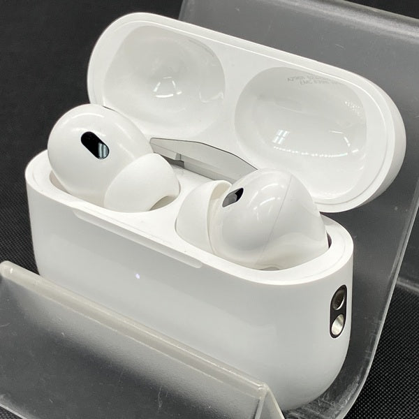 Apple 【中古】MagSafe充電ケース(USB-C)付きAirPods Pro(第2
