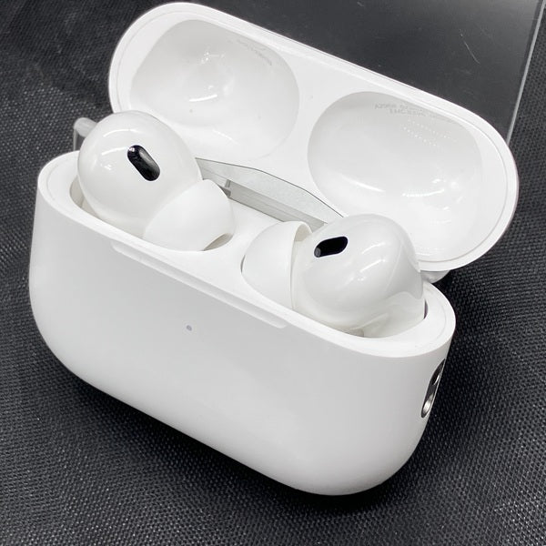 【中古】MagSafe充電ケース(USB-C)付きAirPods Pro(第2世代) MTJV3JA【秋葉原】