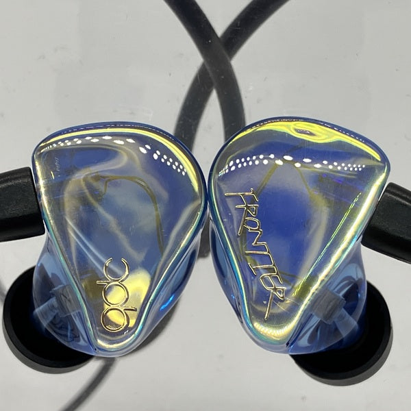 イヤホン qdc FRONTIER Aquamarine qdc FRONTIER QDC-FRONTIER-AQ [Aquamarine] 価格比較 - 価格.com