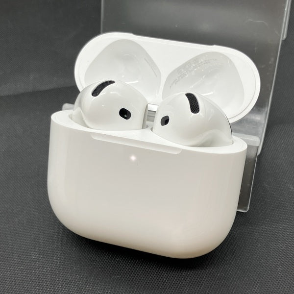 【中古】AirPods 4 MXP93J/A(アクティブノイズキャンセリング搭載)【仙台】
