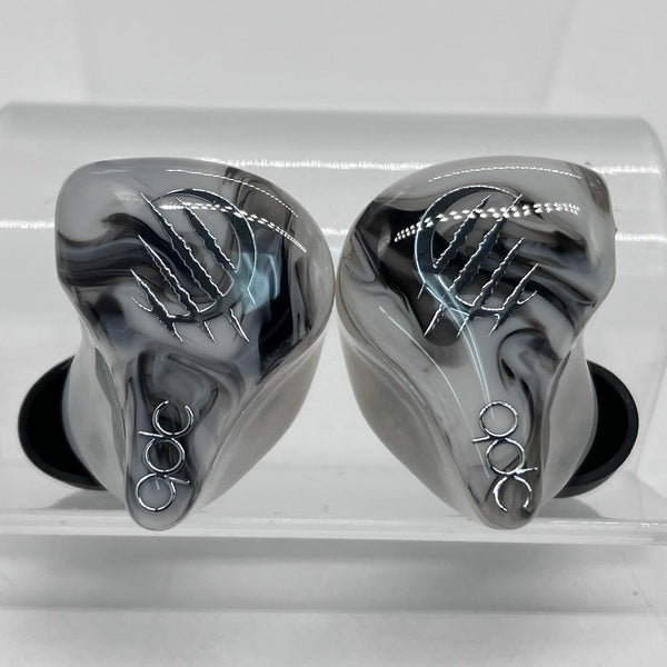 【中古】WHITE TIGER 【QDC-TIGER-S-WH】(ケーブル欠品)【秋葉原】