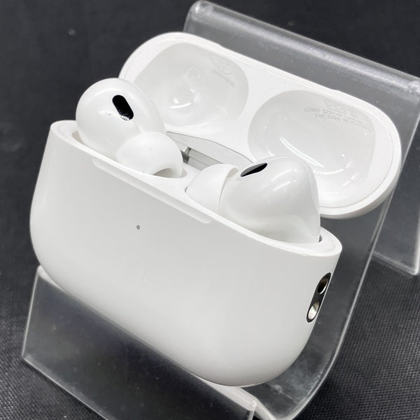 【中古】MagSafe充電ケース(USB-C)付きAirPods Pro(第2世代) MTJV3JA【秋葉原】
