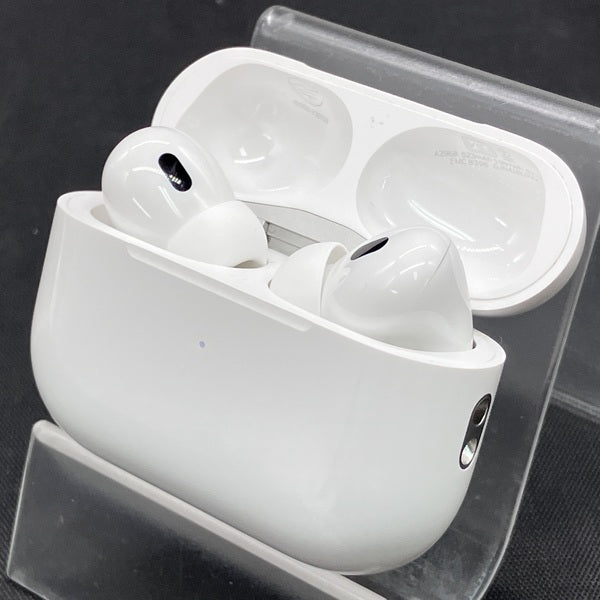 Apple 【中古】MagSafe充電ケース(USB-C)付きAirPods Pro(第2