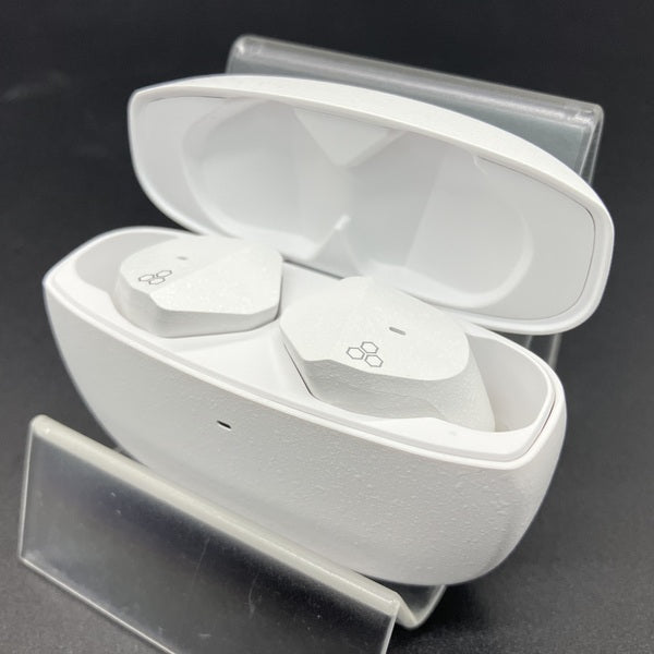 ★美品 FINAL ZE3000 ホワイト 箱付き ワイヤレスイヤホン final ZE3000 レビュー｜これは線のない有線イヤホンだ | カジェログ