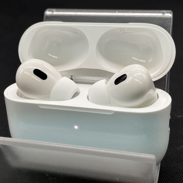 Apple 【中古】MagSafe充電ケース(USB-C)付きAirPods Pro(第2