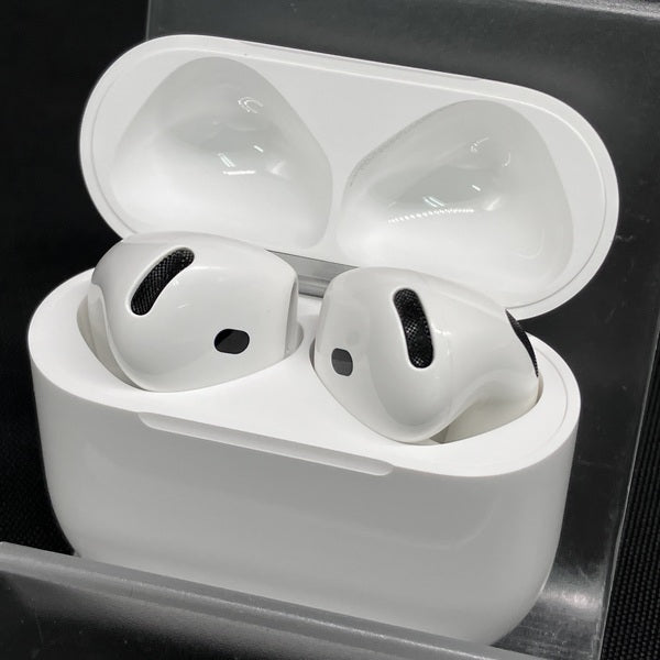 Apple 【中古】AirPods 4 MXP63J/A【日本橋】 – e☆イヤホン
