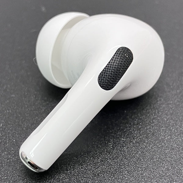 正規品】 AirPods Pro 本体 /両イヤホン ホワイト 新品未開封】AirPods