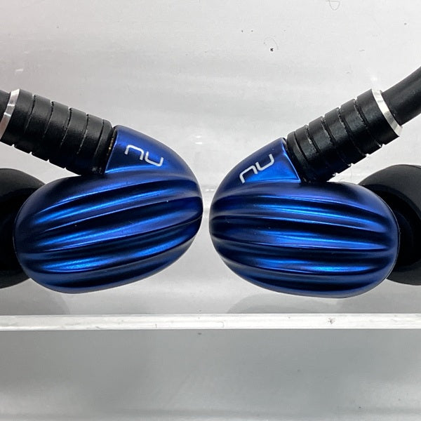 最終値下げ！NUFORCE Primo8 イヤホン(商品説明をお読みください) NUFORCE Primo8 有線イヤホン(必ず商品説明をお読みください。)