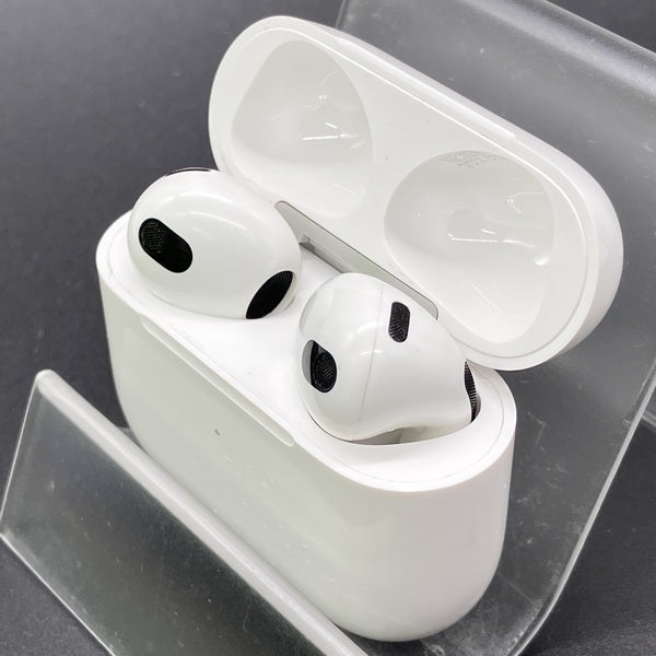 【中古】Airpods MME73J/A 3rd Generation【秋葉原】