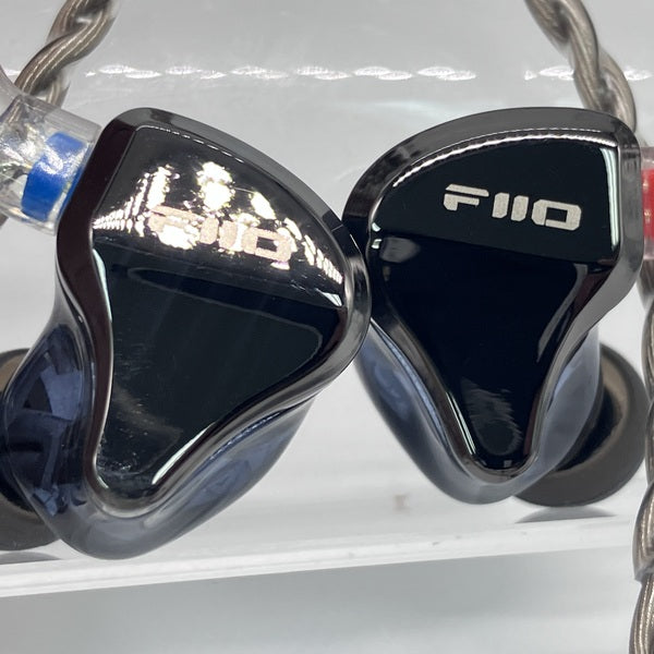 【中古】JH5 Black 【FIO-IEM-JH5-B】【名古屋】