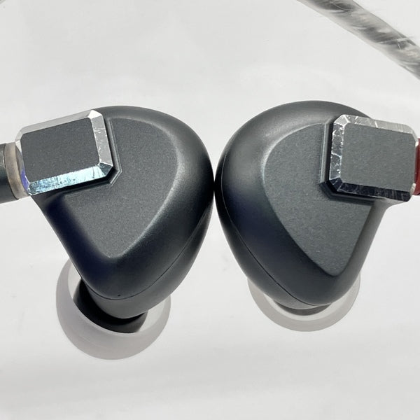 【中古】S12 gray【日本橋】