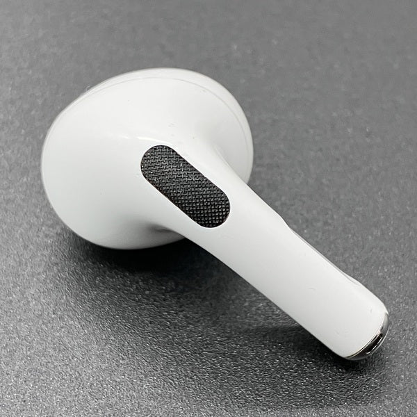 【中古】AirPods Pro (R側) (第2世代)(Lightning)【秋葉原】
