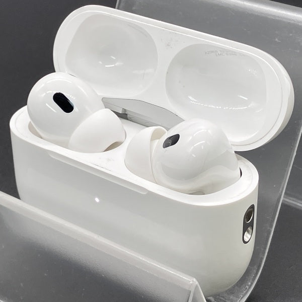 【中古】MagSafe充電ケース(USB-C)付きAirPods Pro(第2世代) MTJV3JA【日本橋】