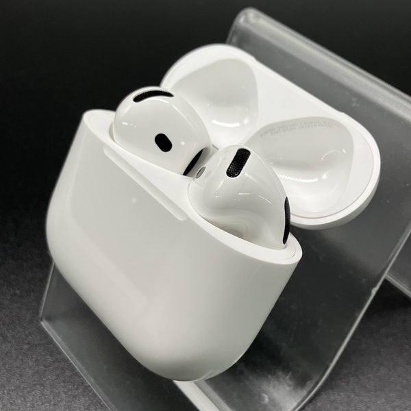 【中古】AirPods 4 MXP63J/A【秋葉原】