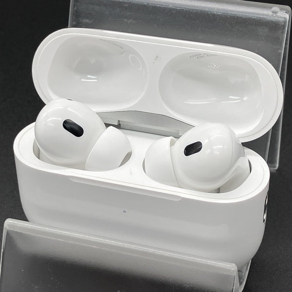 【中古】MagSafe充電ケース(USB-C)付きAirPods Pro(第2世代) MTJV3JA【秋葉原】