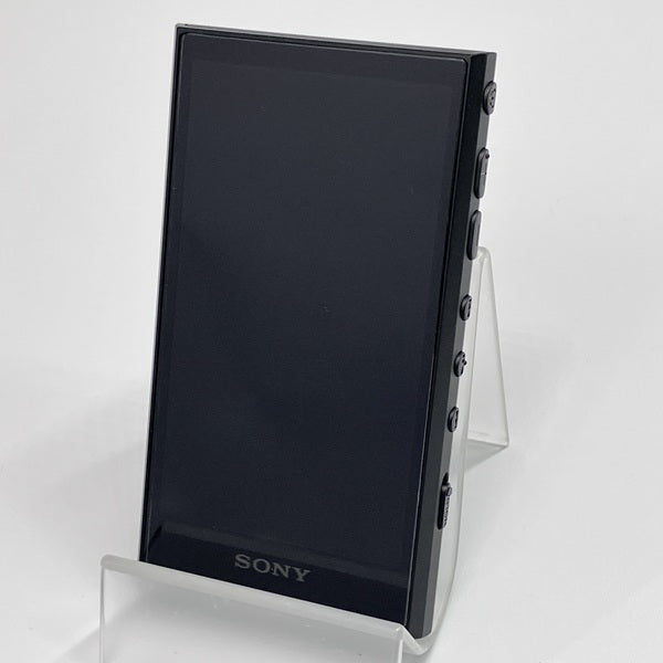 SONY NW-A306 32GB ブラック　純正シリコンケース（中古）付き SONY NW-A306 32GB ブラック 純正シリコンケース（中古）付き