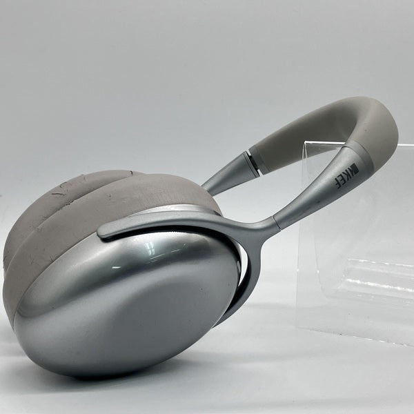 KEF MUO LIGHT SILVER 中古奇麗　使用少ない 持ち歩くHiFiサウンド！『KEF Muo』レビュー｜美しさと機能性を両立