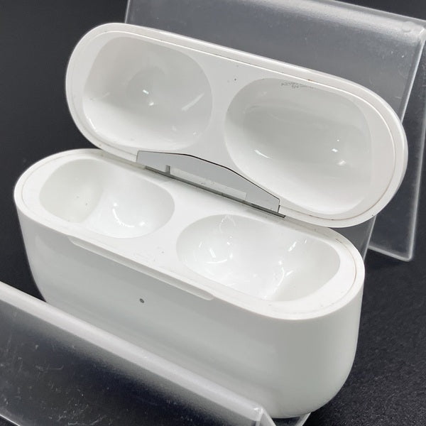 Apple 【中古】AirPods Pro 充電ケース【秋葉原】 – e☆イヤホン